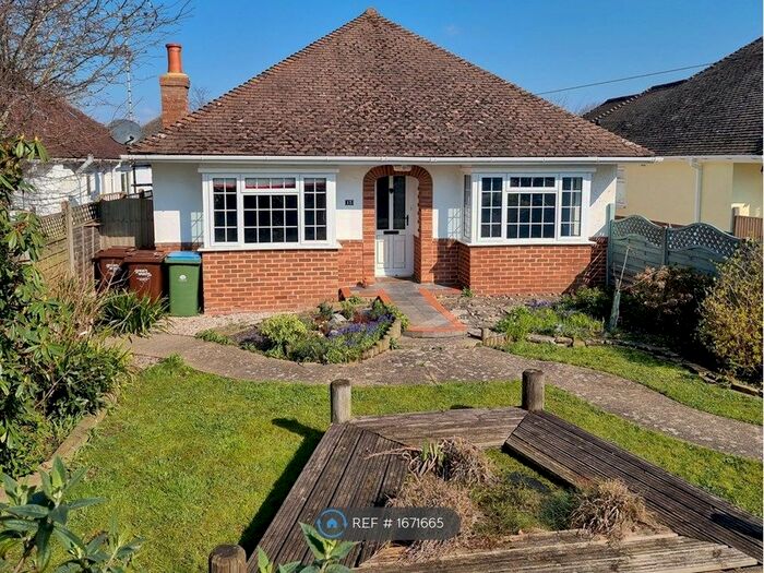 3 Bedroom Detached House To Rent In St Marys Drive, East Preston, BN16