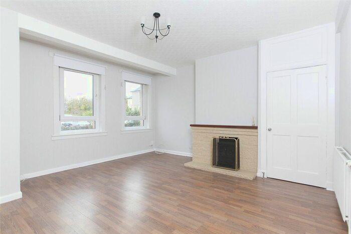 2 Bedroom Flat To Rent In Burdiehouse Square, Old Burdiehouse, Edinburgh, EH17