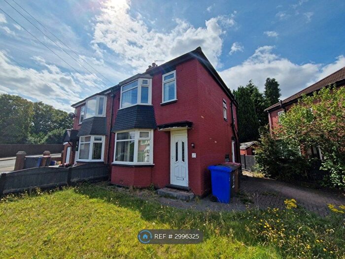 3 Bedroom Semi-Detached House To Rent In Barclays Avenue, Salford, M6
