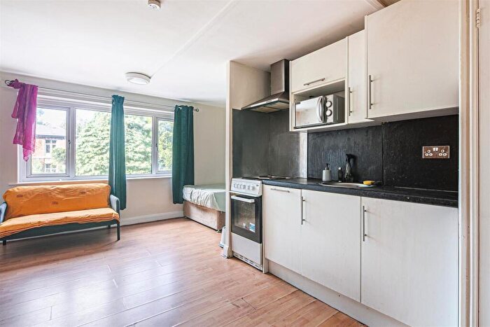 Studio For Sale In Ventnor Court, Wostenholm Road, Sharrow, S7