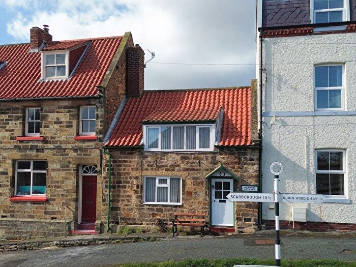 2 Bedroom Cottage For Sale In Newton Cottage, Fylingthorpe, YO22