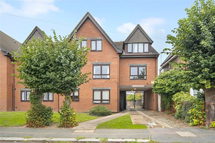 1 Bedroom Flat For Sale In Manor Road, Leyton, London, E10