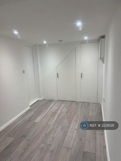 4 Bedroom Terraced House To Rent In Apollo Close, Hornchurch, RM12