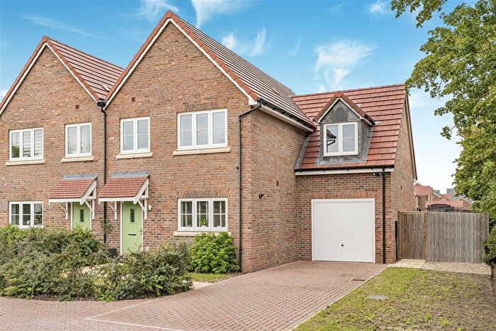 4 Bedroom Semi-Detached House For Sale In Bannold Road, Waterbeach, Cambridge, CB25