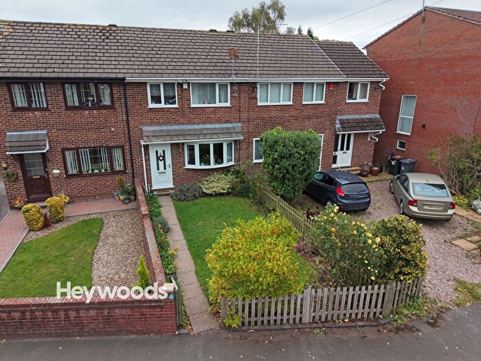 3 Bedroom Town House For Sale In Wharf Terrace, Madeley Heath, Crewe, Staffordshire, CW3