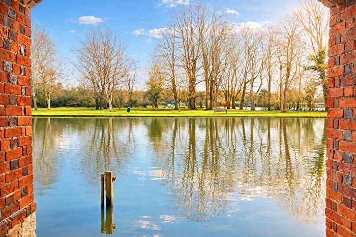 2 Bedroom Town House For Sale In East St. Helen Street, Abingdon, OX14