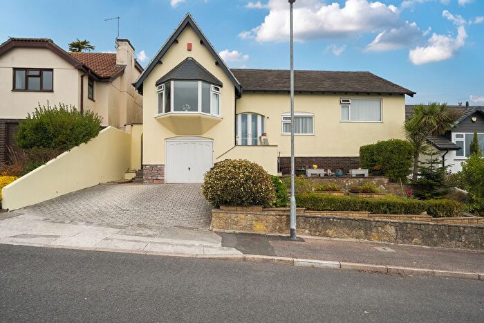 3 Bedroom Detached Bungalow For Sale In Dolphin Crescent, Paignton, Devon, TQ3