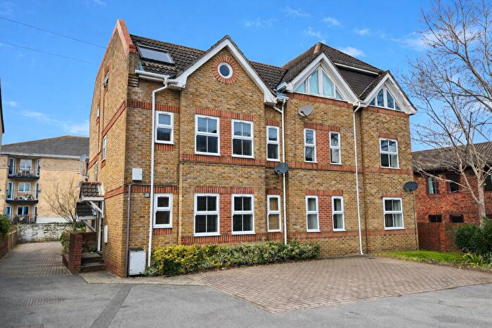 1 Bedroom Flat To Rent In Sherfield House, SO15