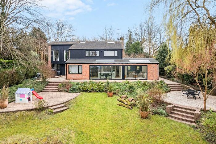 5 Bedroom Detached House For Sale In Stag Lane, Chorleywood, WD3