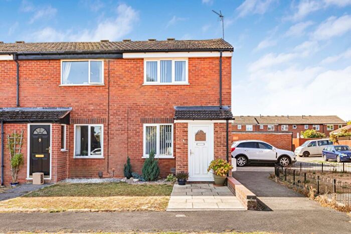 2 Bedroom End Of Terrace House For Sale In White Horse Crescent, Grove, Wantage, Oxfordshire, OX12