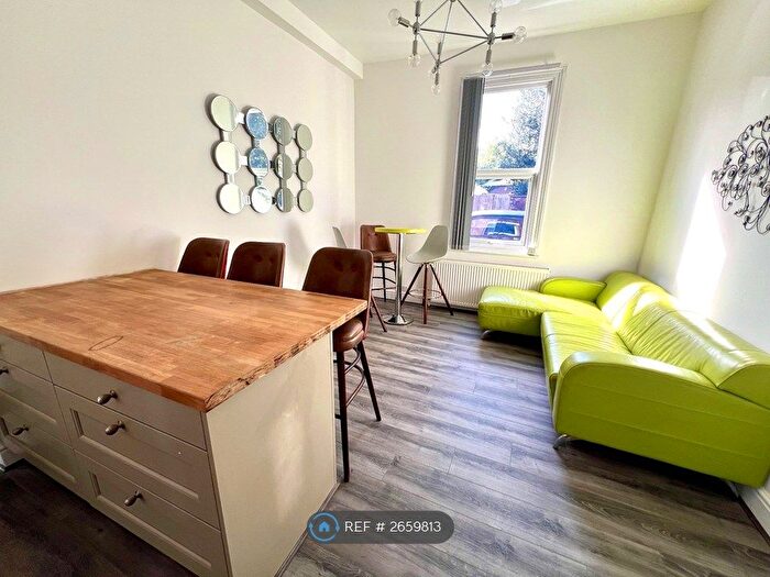 6 Bedroom Semi-Detached House To Rent In Camberwell Terrace, Leamington Spa, CV31