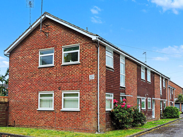 2 Bedroom Maisonette For Sale In Kendrick Road, Reading, RG1