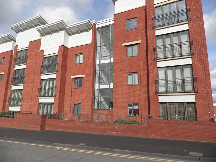 2 Bedroom Flat To Rent In Albion Street, Wolverhampton, WV1