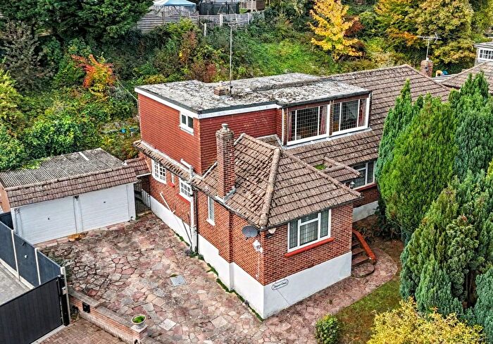 3 Bedroom Bungalow For Sale In Spekes Road, Hempstead, ME7