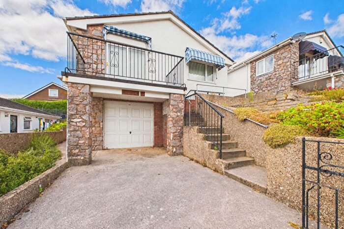 2 Bedroom Detached Bungalow For Sale In Dunstone Rise, Paignton, TQ3