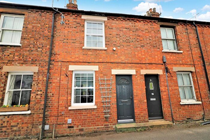 2 Bedroom Terraced House To Rent In New Town, Codicote, SG4