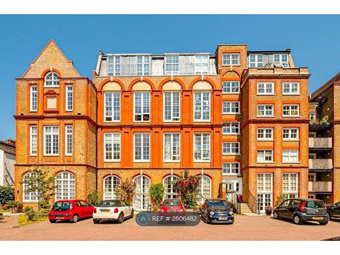 2 Bedroom Flat To Rent In Silverthorne Loft Apartments, London, SE5