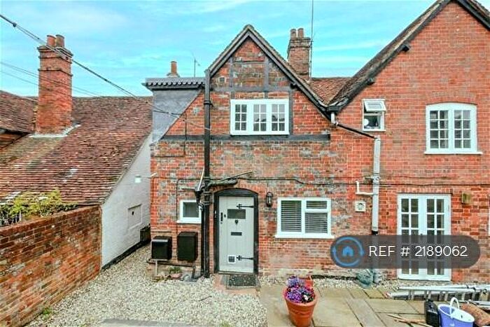 3 Bedroom Semi-Detached House To Rent In Icknield Cottages, Streatley, RG8