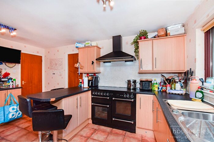 4 Bedroom Detached House For Sale In Turretbank Road, Crieff, PH7