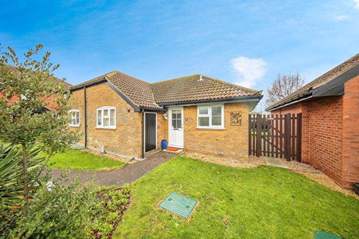 2 Bedroom Semi-Detached Bungalow For Sale In Rosery Mews, Great Holland, Frinton-On-Sea, CO13