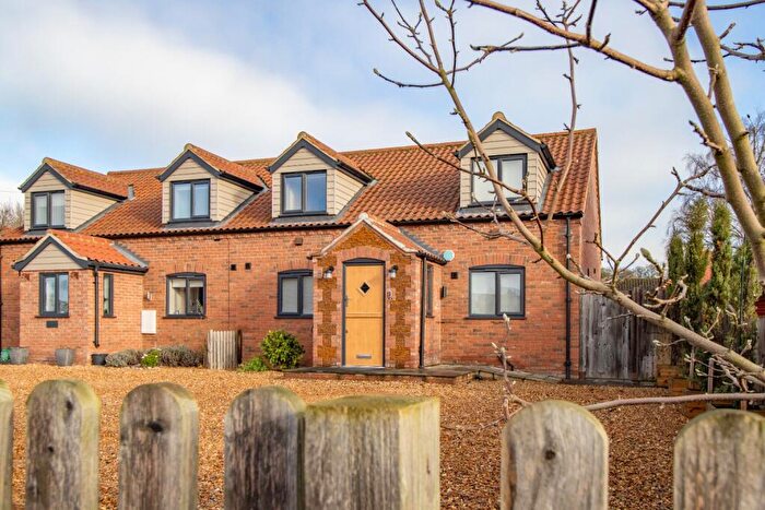 3 Bedroom Semi Detached House For Sale In Sandy Way, Ingoldisthorpe, PE31