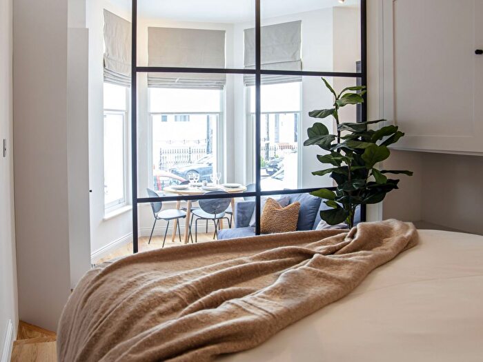 1 Bedroom Studio To Rent In Coleherne Road, London, SW10
