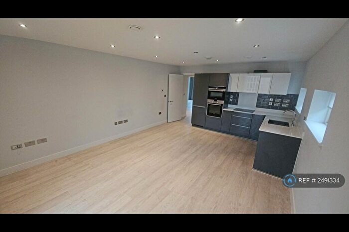 2 Bedroom Flat To Rent In Great Northern Road, Cambridge, CB1