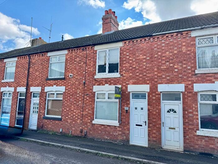 2 Bedroom Terraced House For Sale In Littlewood Street, Rothwell, Kettering, NN14