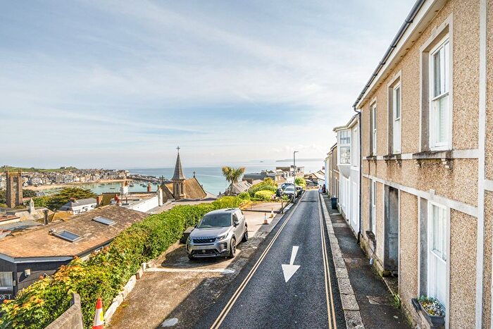 2 Bedroom Terraced House For Sale In St Ives, Modern Two Bedroom House, TR26