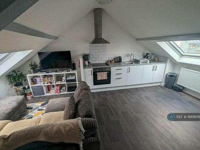 1 Bedroom Flat To Rent In Haddington Road, Plymouth, PL2