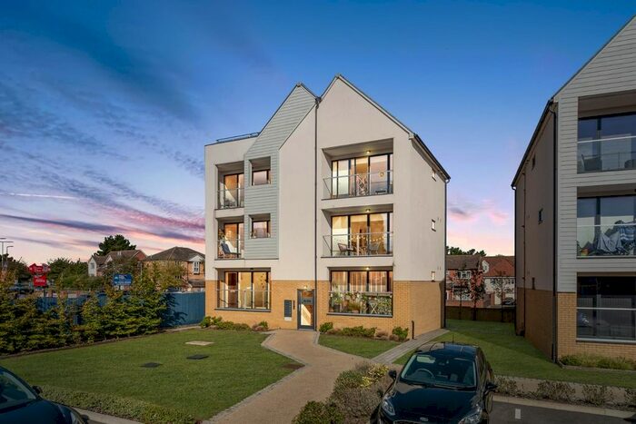 2 Bedroom Flat To Rent In Point Chase, Marks Tey, Colchester, CO6