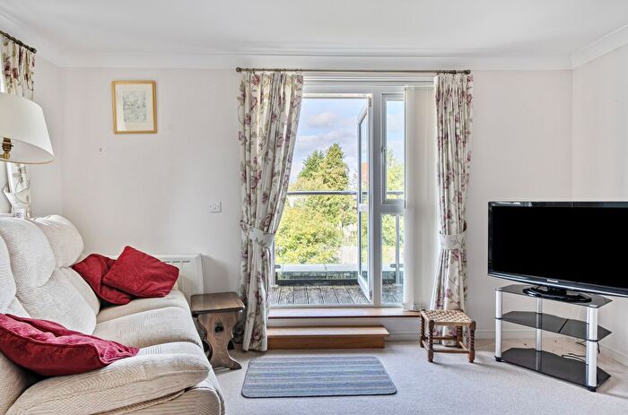 2 Bedroom Flat For Sale In Fisher Street, Paignton, Devon, TQ4