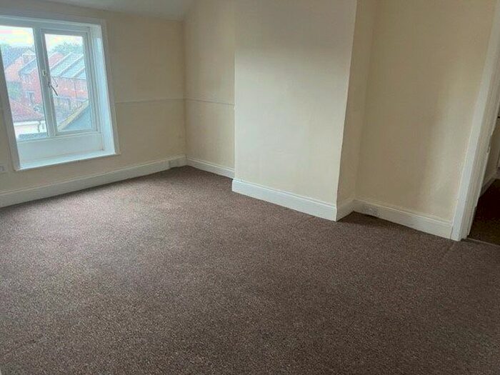 2 Bedroom Flat To Rent In Palmerston Road, Bournemouth, BH1