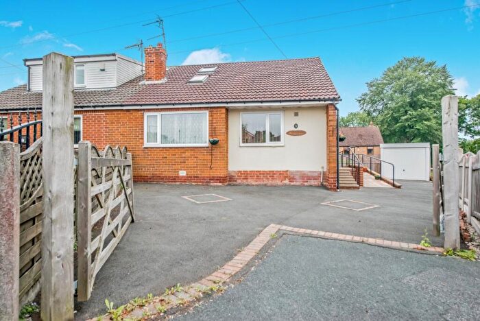 4 Bedroom Bungalow For Sale In Woodlands Crescent, Gomersal, Cleckheaton, BD19