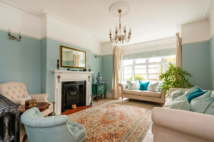 6 Bedroom Semi-Detached House To Rent In Woking, Surrey, Woking, GU22