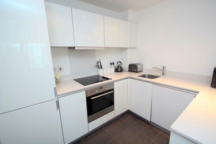 1 Bedroom Apartment To Rent In Saffron Central, Croydon, CR0