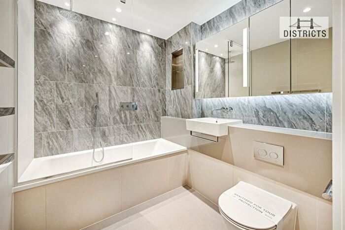 2 Bedroom Apartment To Rent In Harcourt Tower, Marsh Wall, E14
