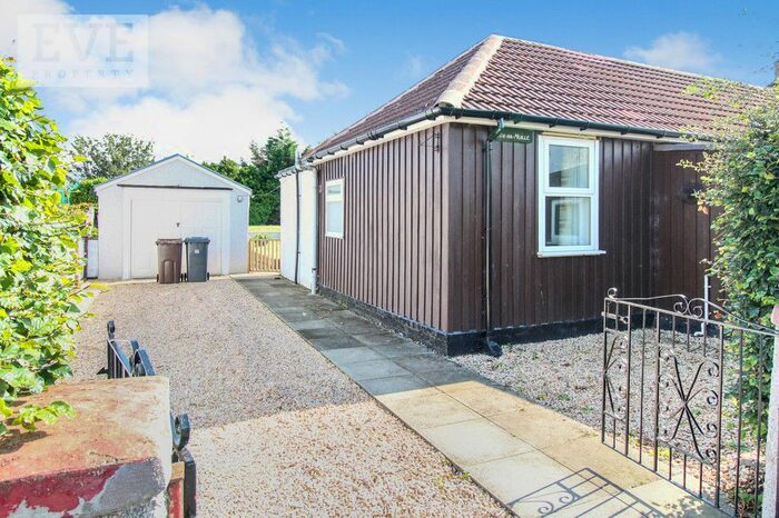 2 Bedroom Semi-Detached Bungalow To Rent In Mimosa Road, Bridge Of Weir, PA11