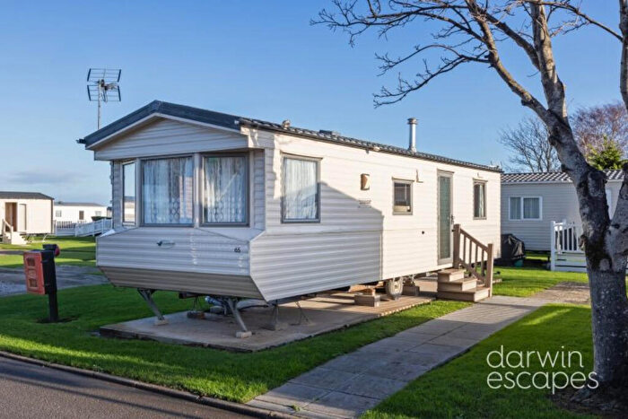 2 Bedroom Caravan For Sale In Willerby Denbigh (), New Pines Holiday Park, Dyserth Rd, Rhyl, Denbighshire, LL18