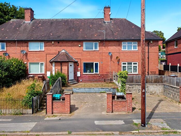 2 Bedroom Terraced House For Sale In Leybourne Drive, Nottingham, NG5