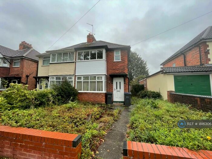 3 Bedroom Semi-Detached House To Rent In Charlbury Crescent, Birmingham, B26