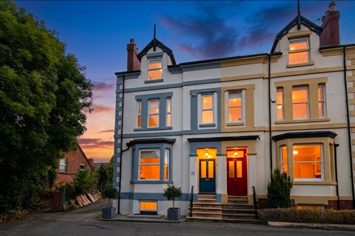 5 Bedroom Semi-Detached House For Sale In Dyar Terrace, Northwich, CW8