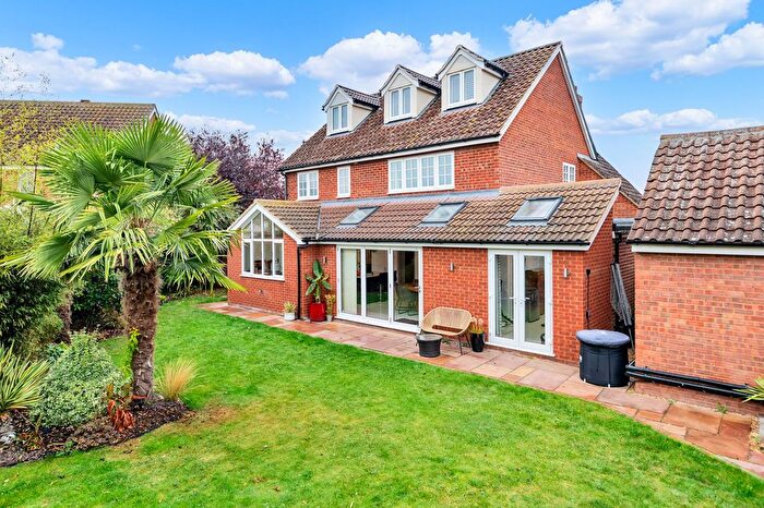 4 Bedroom Detached House For Sale In Cockhall Close, Litlington, SG8