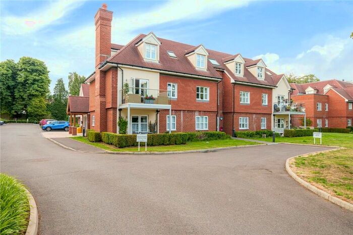2 Bedroom Retirement Property For Sale In Langton House, Westhall Road, Warlingham, CR6