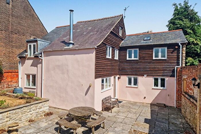 2 Bedroom Detached House For Sale In Bridport Town Centre, DT6