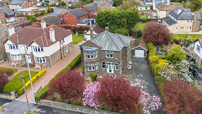 4 Bedroom Detached House To Rent In Overdale, Shadwell Ring Road, Leeds, LS17