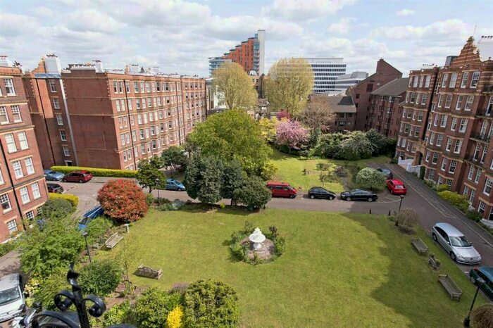3 Bedroom Flat To Rent In Kenilworth Court, Lower Richmond Road, Putney, SW15