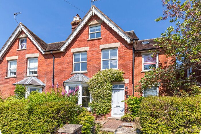 4 Bedroom Semi-Detached House For Sale In Easebourne, Midhurst, GU29