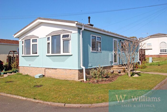 2 Bedroom Park Home For Sale In Medina Park, Folly Lane, Whippingham, East Cowes, PO32
