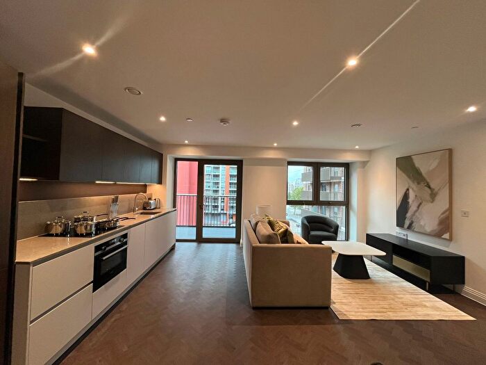 1 Bedroom Flat To Rent In Halcyon House, Queens Cross, London, E16